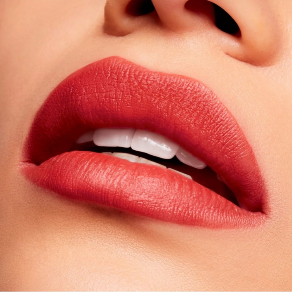 MAC SWEET CINNAMON POWDER KISS Lipstick